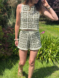 SHORT SWANA