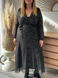 ROBE LORIE