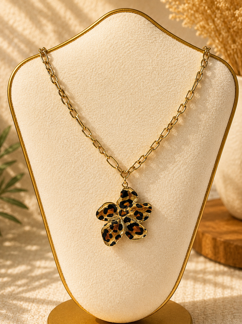 COLLIER DOUMIA