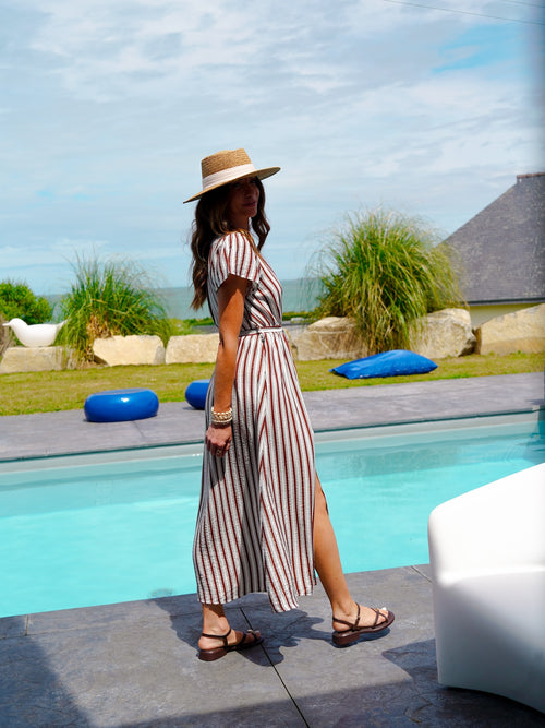 ROBE NICK