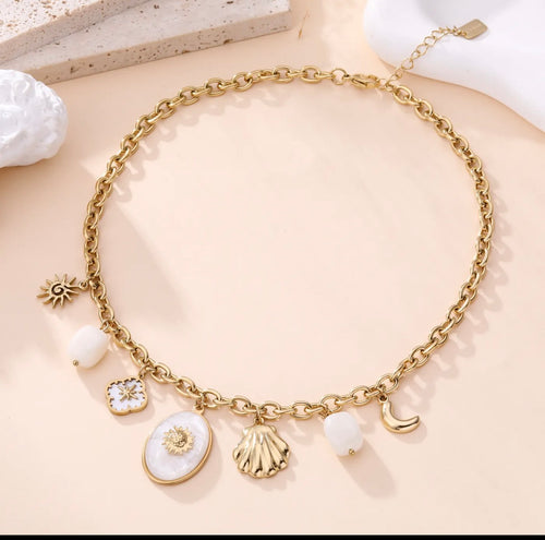 COLLIER JADY