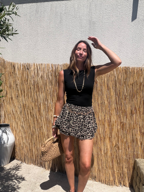 SHORT FIDJI