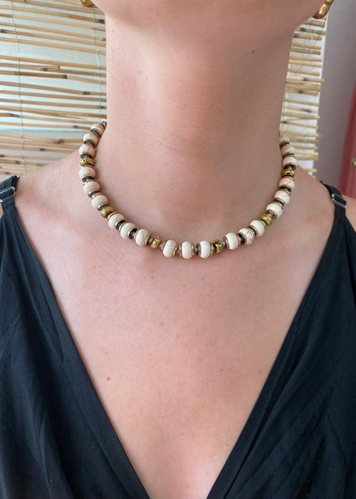COLLIER SILVIA