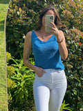 TOP ANNA BLEU