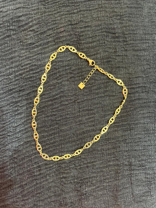 COLLIER ANGY