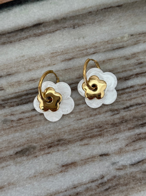 BOUCLES FLEUR BLANCHE