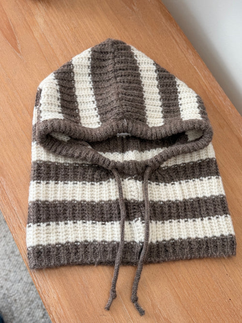 Cagoule femme en maille rayée taupe et écru – EMELINE – photo 2