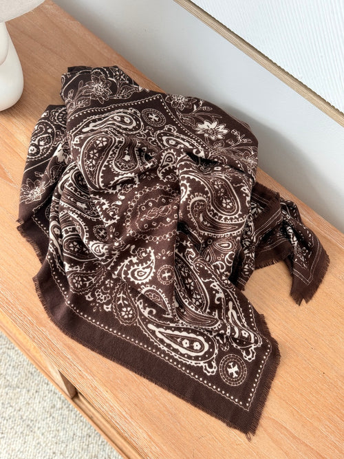 Foulard carré imprimé cachemire chocolat et beige – MORANE – photo 2