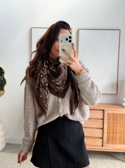 Foulard carré imprimé cachemire chocolat et beige – MORANE – photo 3
