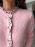 Gilet femme rose pâle col rond détails fleuris – SOLINA – photo 2