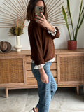 Pull femme oversize encolure bateau marron – NAHE – photo 5