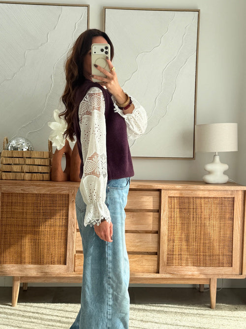 Pull prune effet deux-en-un manches blanches ajourées – CASSY – photo 3