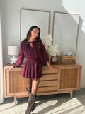 Robe courte prune col V taille marquée manches bouffantes – YANIS – photo 4
