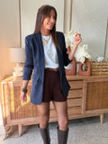 Short taille haute bordeaux à plis ceinture intégrée – TELMA – photo 6
