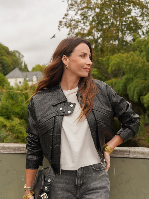 Veste courte effet tressé noire zippée – COLINE – photo 12